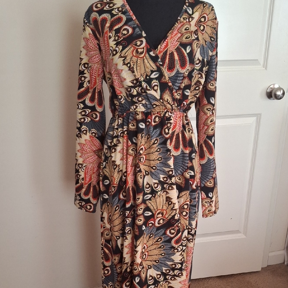 SHEIN Red and Black Bell Sleeve V-Neck Sundress